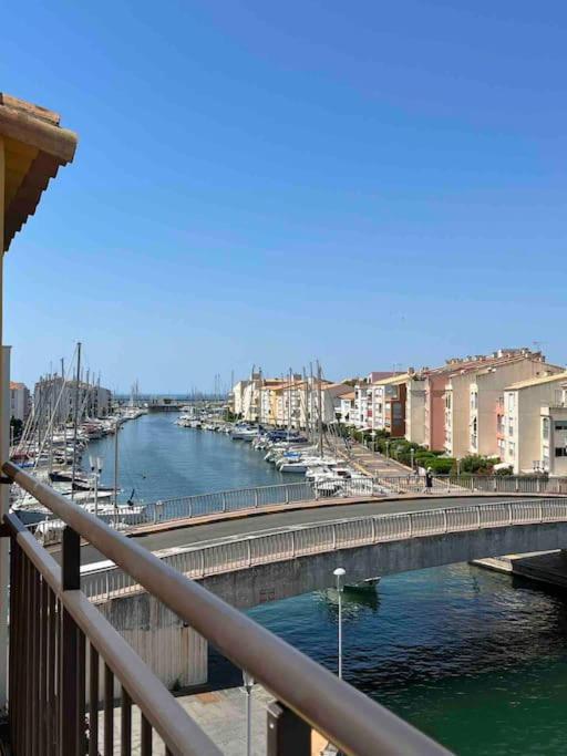 Cap'Nomad Studio Cote Mer - Balcon - Piscine - Parking 아그 외부 사진